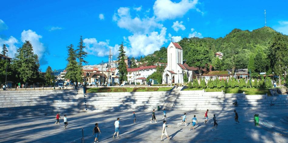 Kiến trúc cổ nhà thờ đá Sapa – Nét châu Âu giữa lòng phố núi